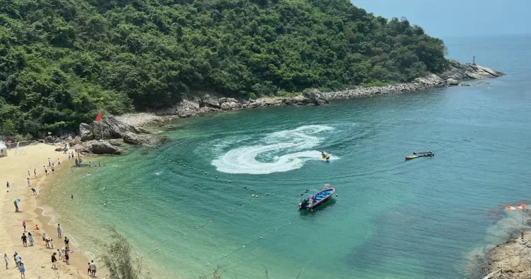 Shenzhen Shorts — The Western Shore of Nanao