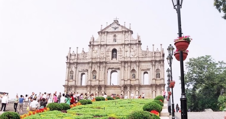 Historic Macau — The St. Paul’s Ruins and Na Tcha Temple