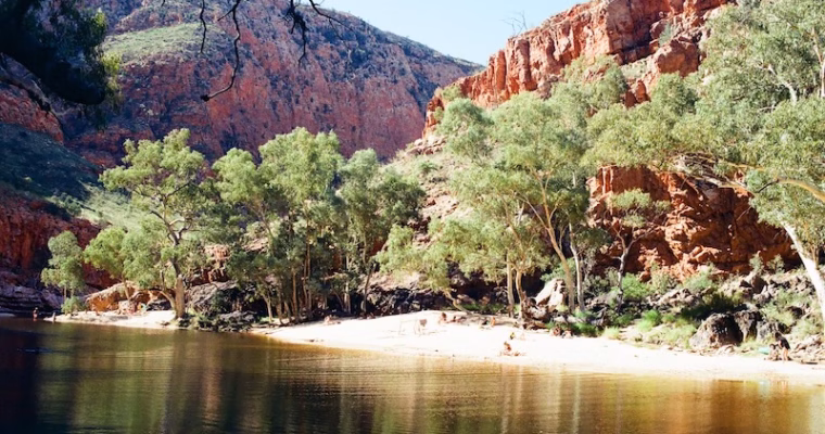 To the Outback and Back — The Wonders of West Macdonnell at the Ormiston Gorge