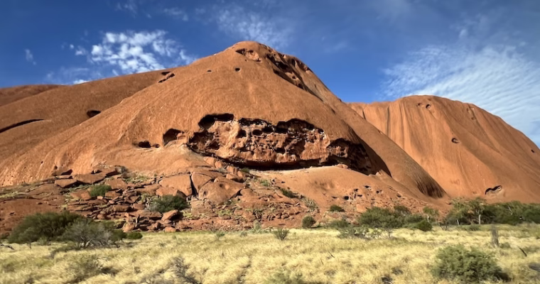 To the Outback and Back — Up Close with the Uluru at the Mala Walk